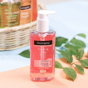 Neutrogena Fresh & Clear Facial Wash – 200ml