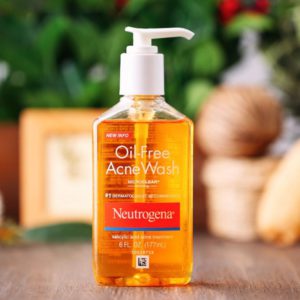 Neutrogena Oil Free Acne Wash 269ML